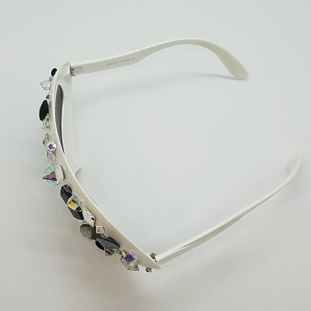 Poseidon Stellar Glasses Sample - image 8